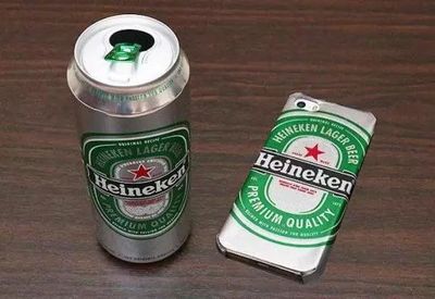 啤酒易拉罐别随手丢掉!教你如何DIY啤酒控手机壳