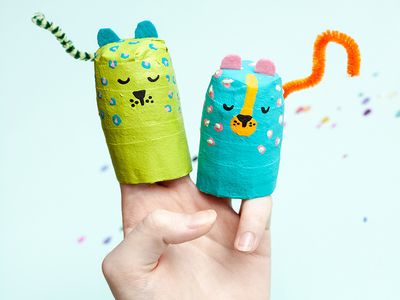 变废为宝制作超可爱小猫,旧报纸做指头装饰玩偶
