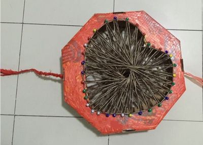 怎么利用披萨打包盒制作元宵花灯挂饰