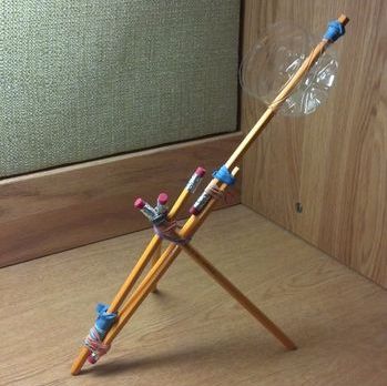 利用铅笔diy投石机玩具教程