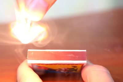教你只用火柴怎样巧妙生火