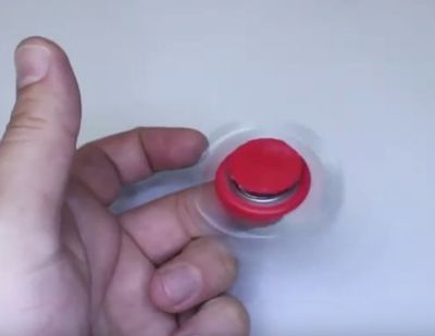 DIY打造可乐瓶盖陀螺手指玩具