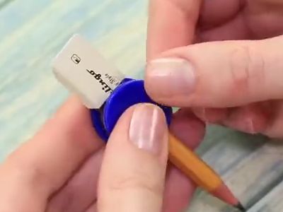 DIY好玩文具 制作橡皮铅笔指尖陀螺