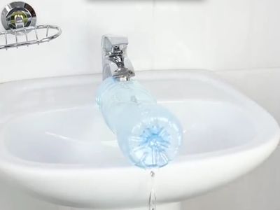 饮料瓶制作水龙头变向出水器