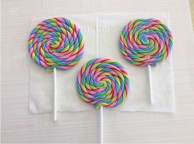 DIY彩虹软陶棒棒糖做法