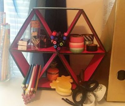纸板箱废物利用手工艺作品:DIY六边形储物架教程