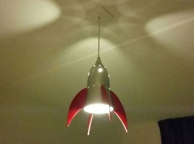 房间里科幻灯饰 DIY小火箭灯罩做法