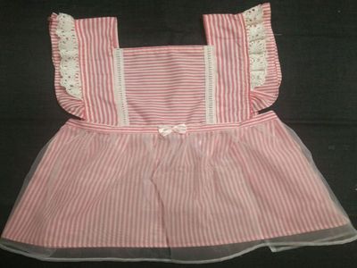 DIY爱心口水巾,布艺手工防水小围裙制作教程