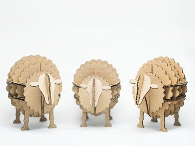 使用废纸板制作DIY立体拼图麋鹿