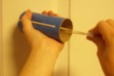 圆型卫生纸筒小弹弓制作教程