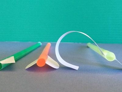 DIY挤瓶气压动力玩具火箭教学