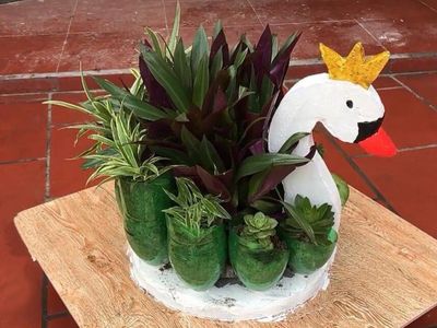 怎样制作天鹅形水泥花盆