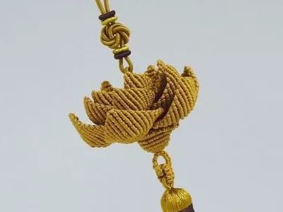 编织平安汽车挂件,diy立体编绳莲花