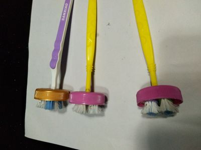 旧牙刷变废为宝改造成锅刷教程