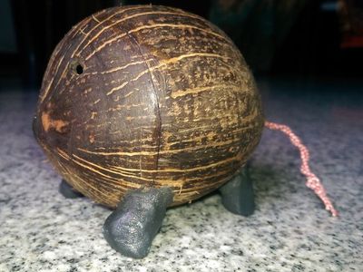 椰子壳手工制作小猪投币钱罐