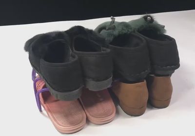 旧衣架改造双层鞋架子节省空间