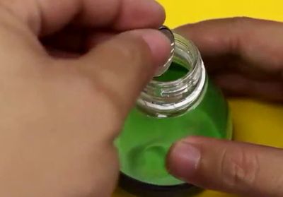塑料瓶做户外露营防水用品收纳盒