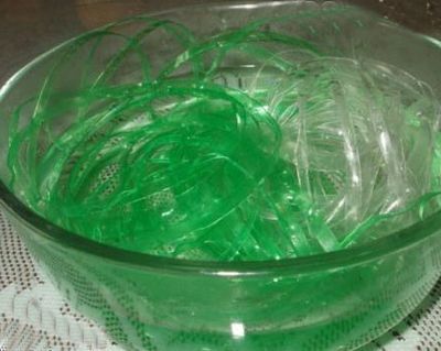 自制治具轻松将饮料瓶子切成连续不断塑料丝