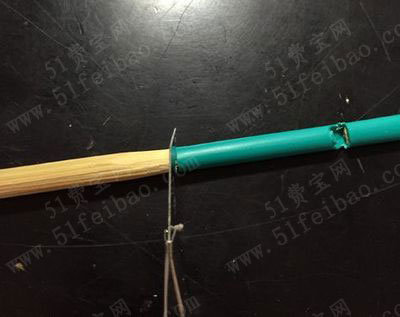 怎样利用吸管做吹的响的自制哨子