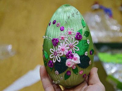绚彩华丽丝带球复活节鸡蛋装饰品