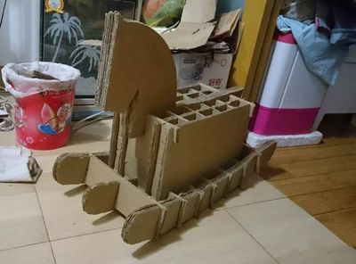 回收废瓦楞纸箱diy摇摇马木马