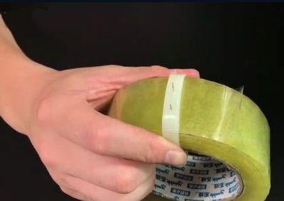 教你如何用扎带轻松徒手拉断封箱胶带
