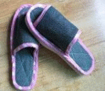 废弃衣物改造制作拖鞋的做法
