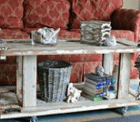 废物利用，教你怎么利用烂木门制作带轮桌子
