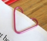 利用回形针DIY心形书签和项链