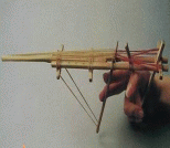 用筷子制作的玩具小手枪