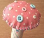 利用DIY手工布头做小蘑菇