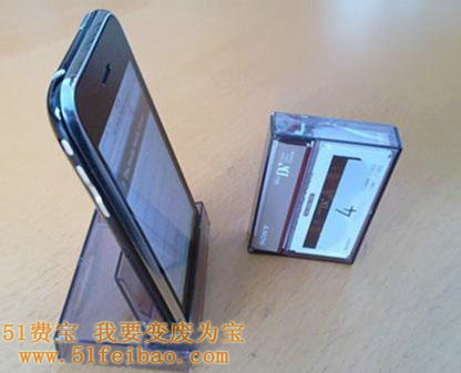 废旧磁带DIY，不费功夫还你一个好用的iPhone dock