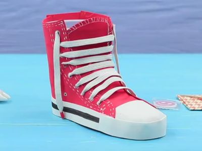 diy帆布鞋造型创意笔筒