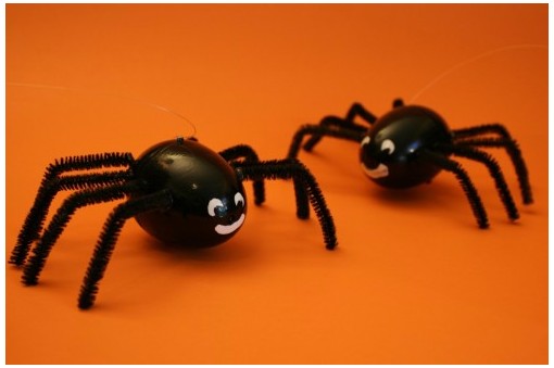 旧物改造：扭蛋玩具DIY可爱小蜘蛛