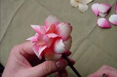 木刨花制作精美手工玫瑰