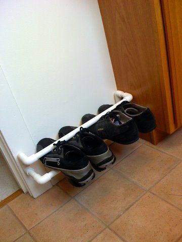 变废为宝生活制作：废水管做挂墙式鞋架