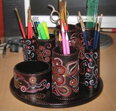 废品纸筒和纸芯小制作大气的黑漆笔筒