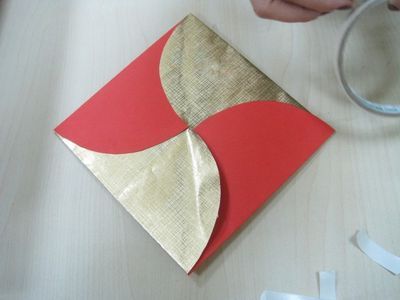 如何利用废纸制作传统红包信封
