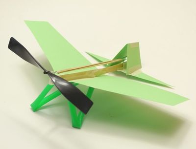 手工制作儿童科技小发明螺旋桨飞机教程