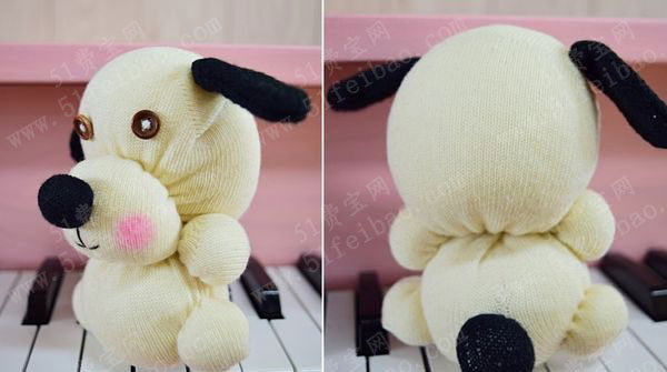 黑耳朵的袜子娃娃羞涩汪星人布偶