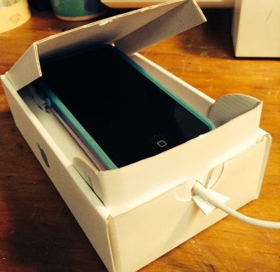 如何利用iPod包装盒DIY手工制作iPhone扩音音箱
