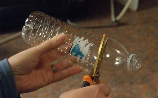 怎么利用塑料瓶做手提包和记事本