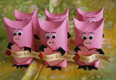 废纸筒diy小制作教程：怎么做粉色小猪糖果盒