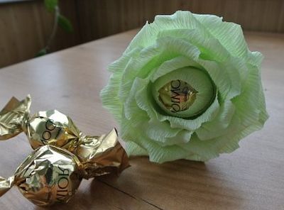 浪漫甜蜜的DIY糖果玫瑰花制作教程
