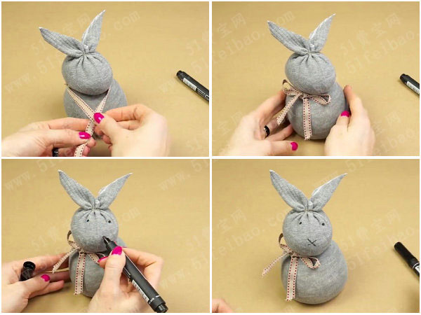 使用旧袜子手工制作米袋小兔子布偶