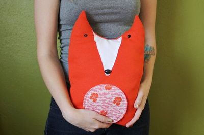 轻松做布艺手工，用棉布DIY狐狸抱枕的做法