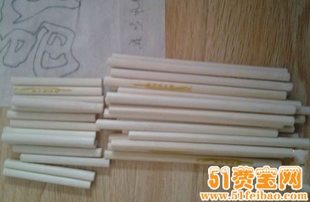利用废旧筷子怎么做笔筒教程