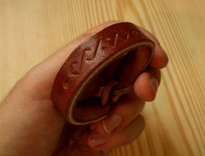 手工皮革制作教程，diy真皮手环