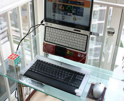 利用衣架DIY轻便的笔记本电脑支架教程